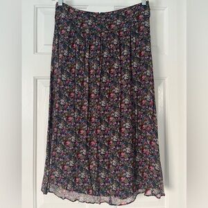 Sézane Maria Skirt, size 8 (FR 40), English countryside.
